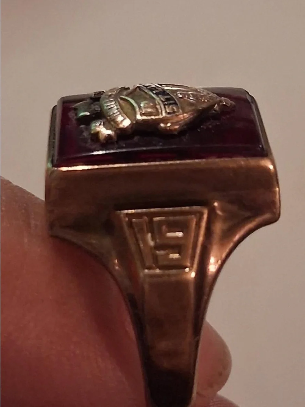 Vintage Jostens 10K Gold Wintersville HS Ohio 1966 Class Ring 7.7grams
